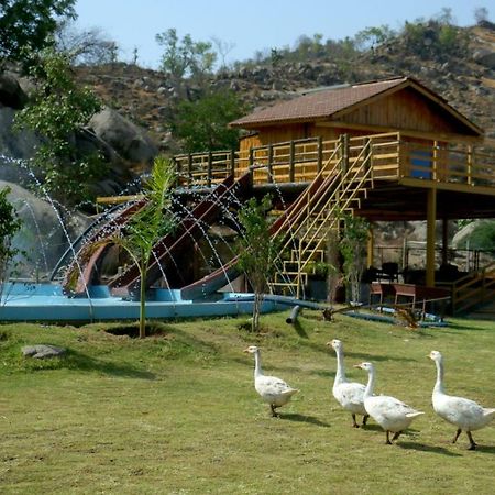 Vatika Green Resort Jambughoda Exterior photo