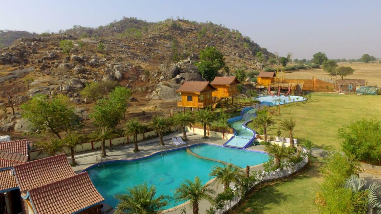 Vatika Green Resort Jambughoda Exterior photo